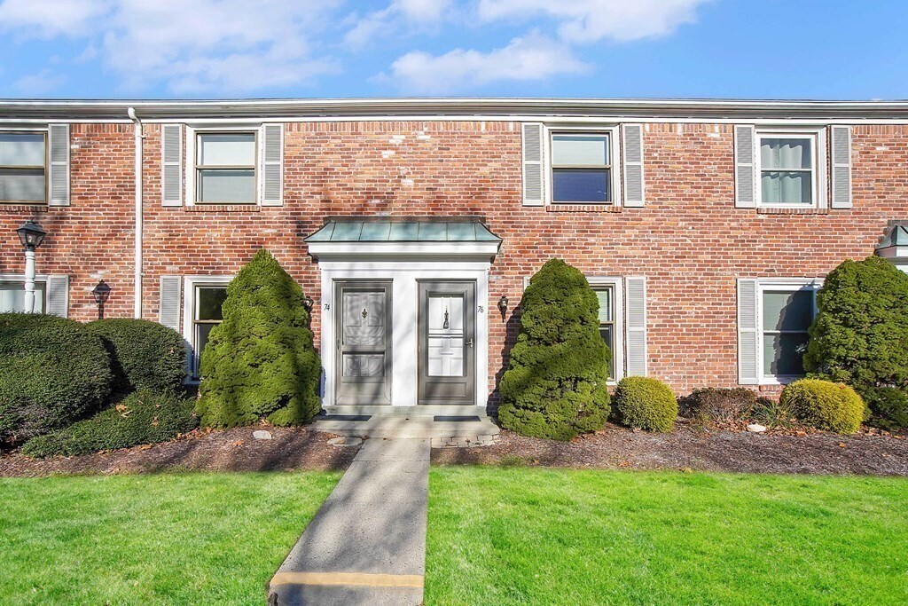 Primary Photo - 76 Yorktown Dr