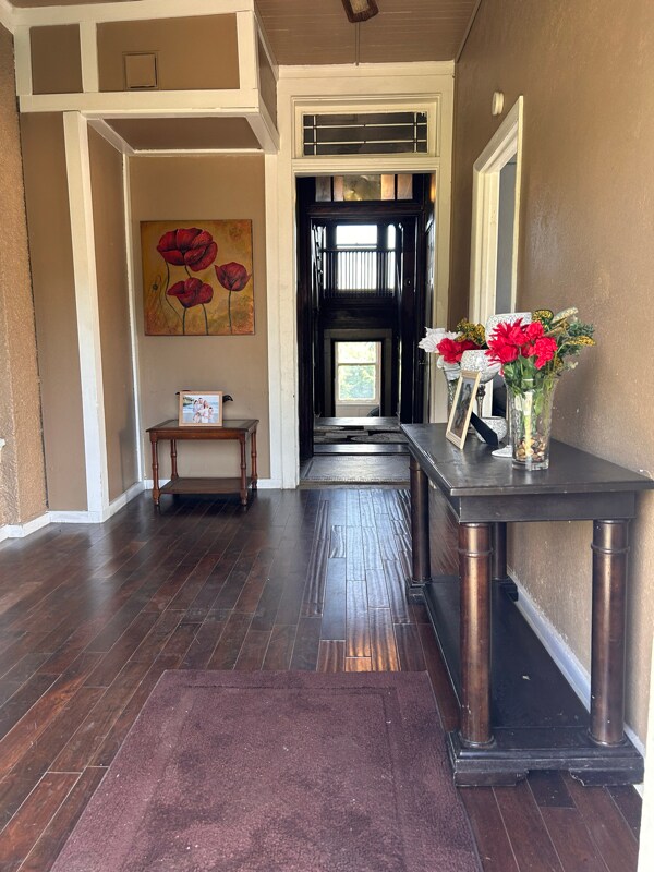 Foto principal - 298 Capital Ave NE