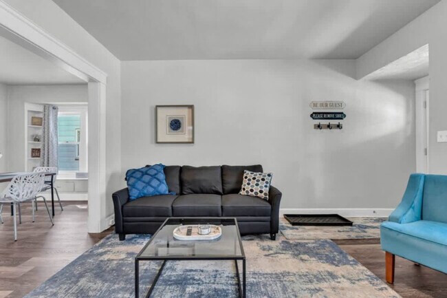 Foto del edificio - 1817 Mayview Ave