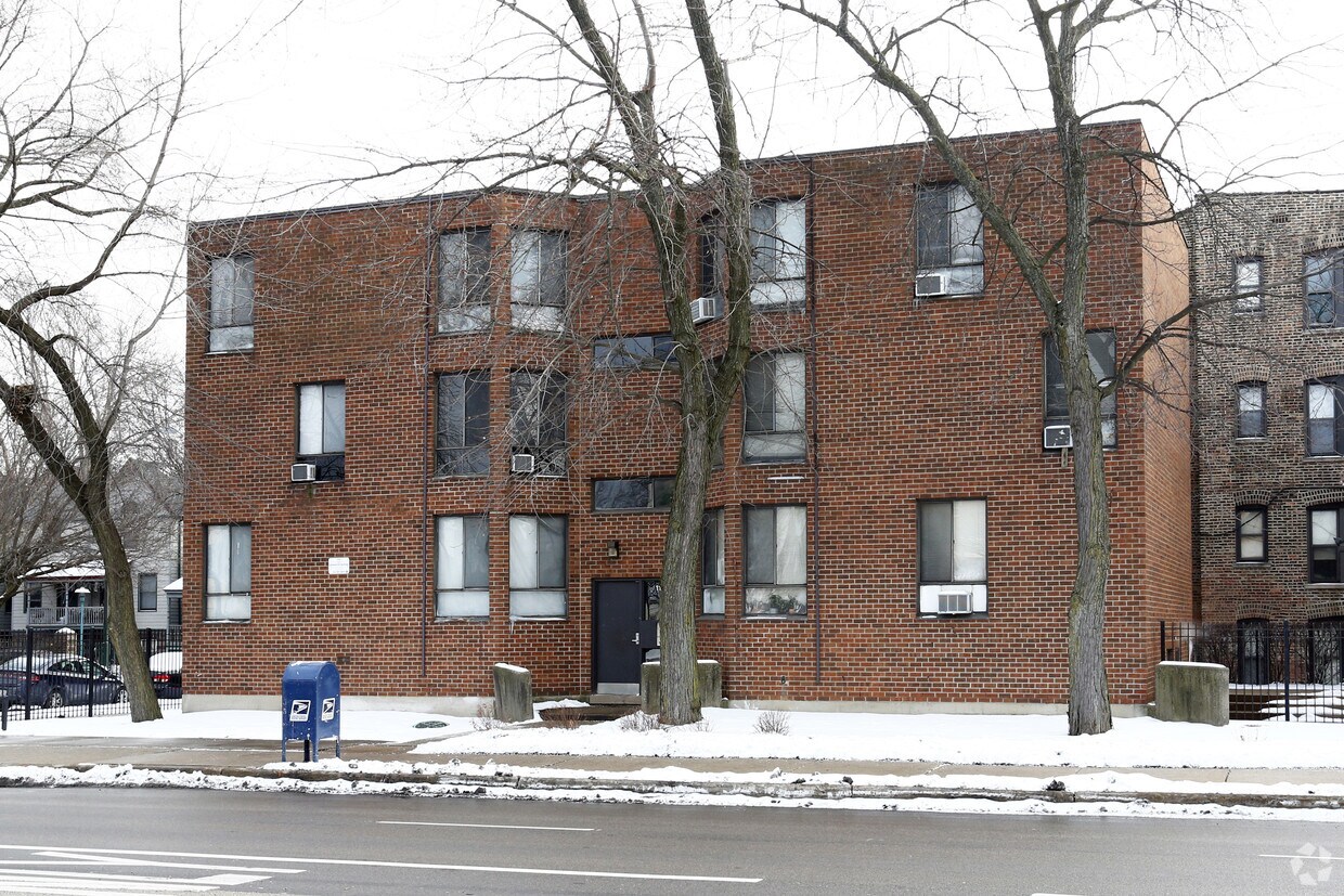 Building Photo - 1157 E 47th St
