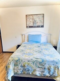 Private furnished Full sized Bed Room - 8659 Chancellor Dr