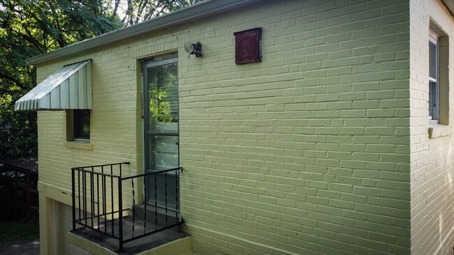 Building Photo - 3321 Freddie Dr