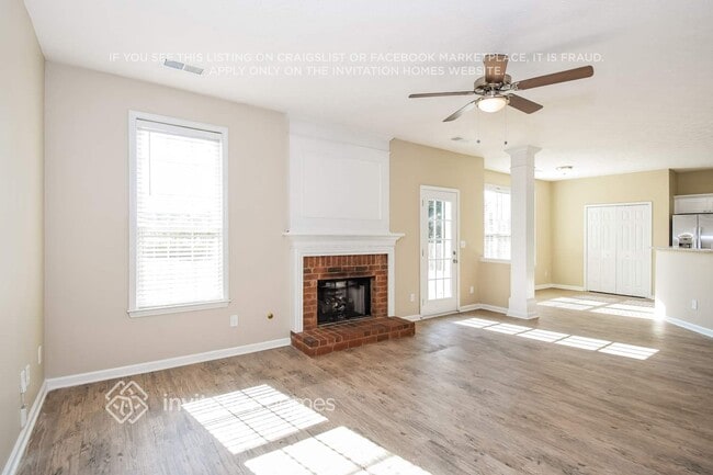 Building Photo - 2290 Grand Jct