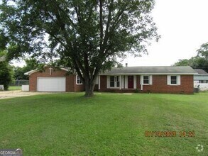 Building Photo - 4321 Wilson Rd