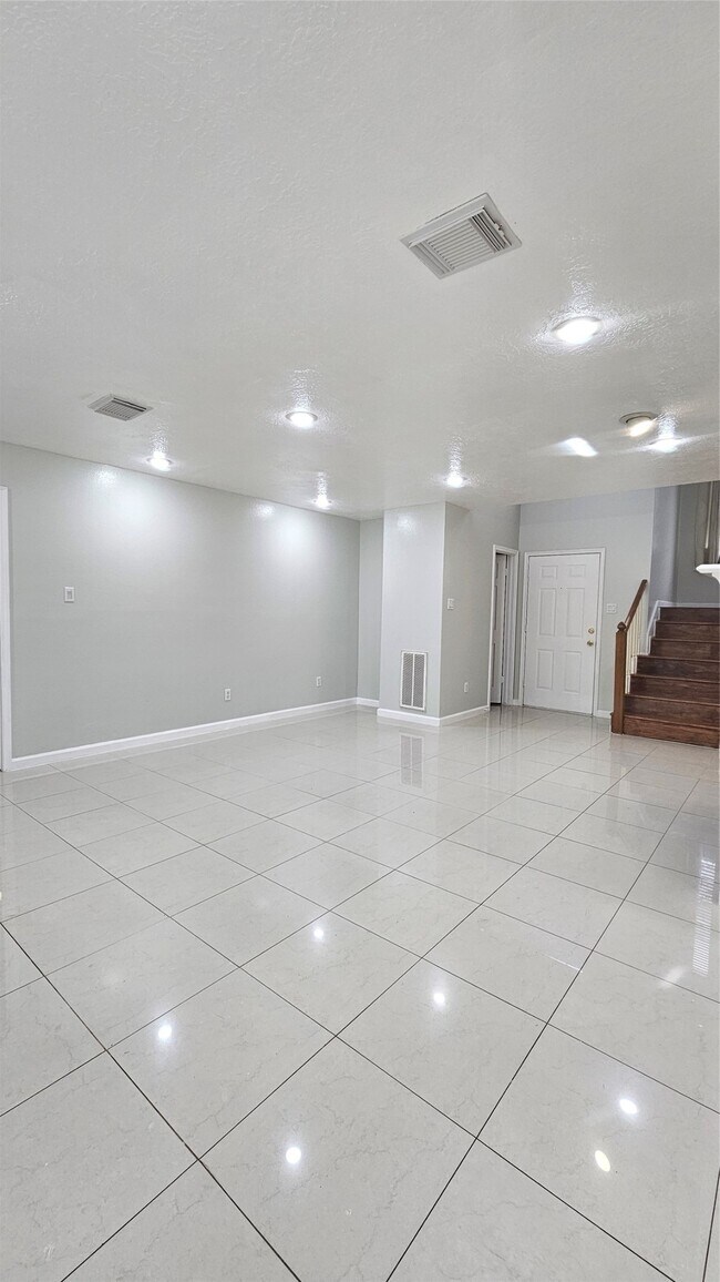 Foto del edificio - 8435 Battleoak Dr