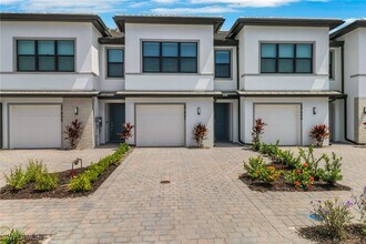 Building Photo - 27847 Solis Grande Dr