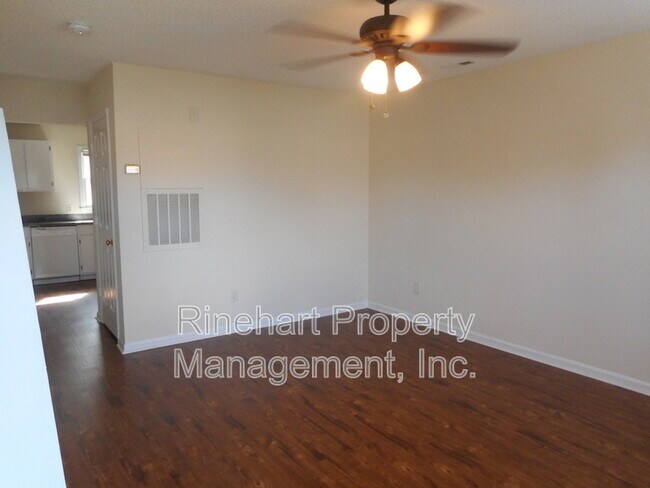 Foto del edificio - 1120 Camden Ave