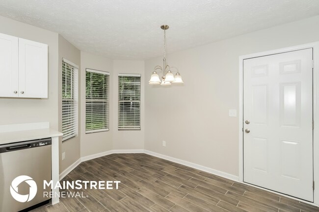 Building Photo - 2970 Deleher Ct SE