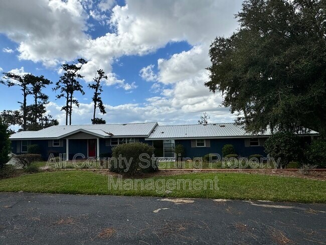 Building Photo - 8732 Us Highway 90