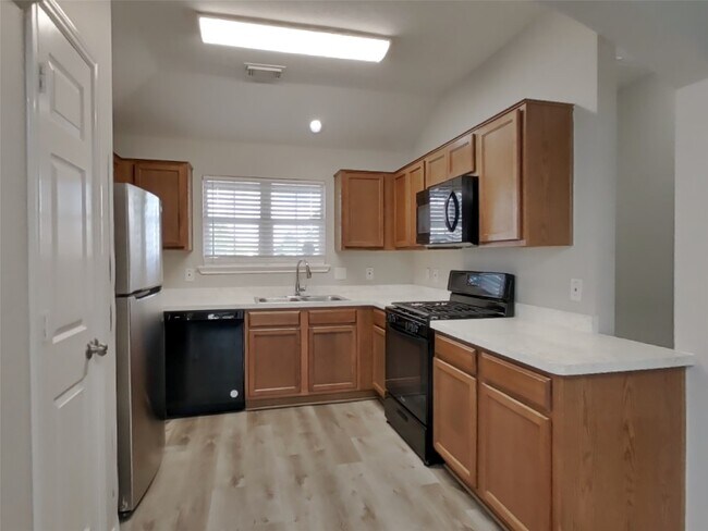 Building Photo - 7402 Deloache Ave