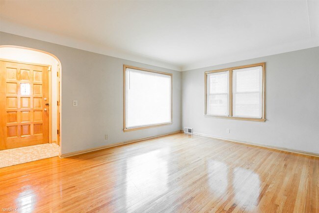 Building Photo - 3 br, 1 bath House - 3747 Lyndale Avenue N