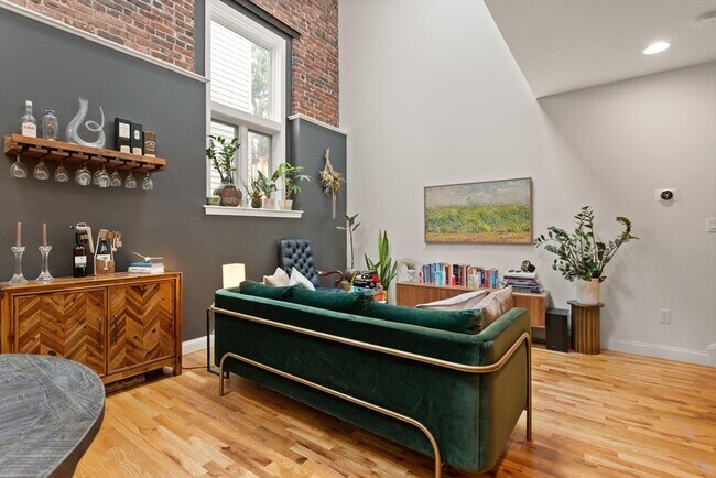 Foto del edificio - 340 Saratoga St