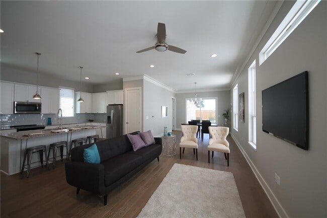 Building Photo - 8518 Fathom Cir