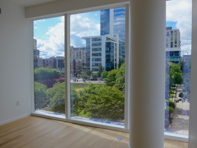 Views over Tanner Spring Park - 1075 NW Northrup