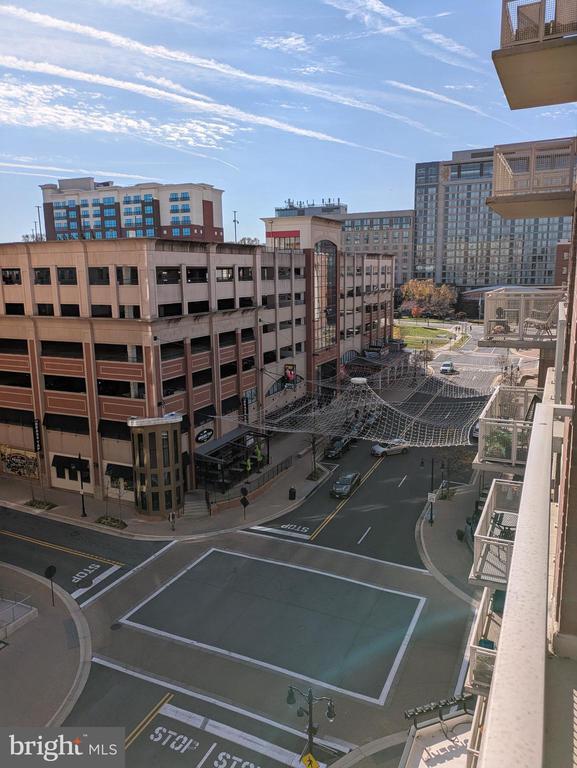 Building Photo - 157 Fleet St