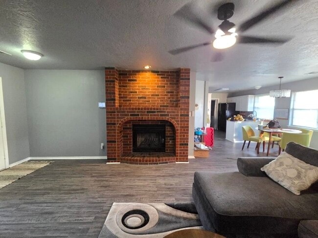 Foto del edificio - 4806 SE Redbud Pl