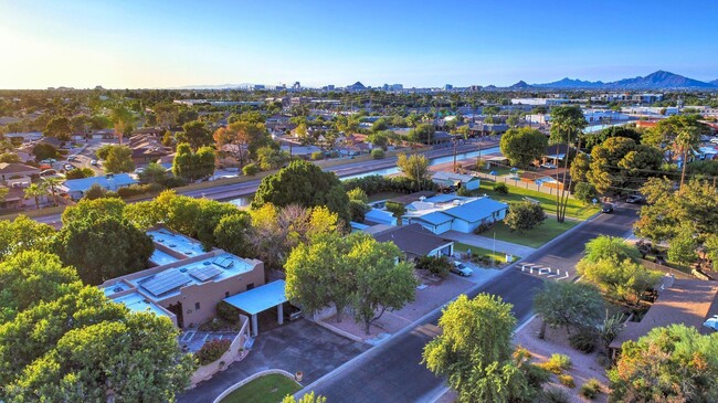 Building Photo - 508 S El Dorado