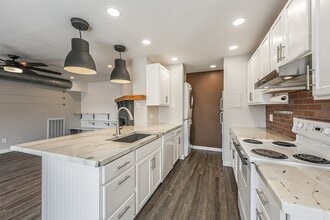 Building Photo - 1500 Bay Area Blvd