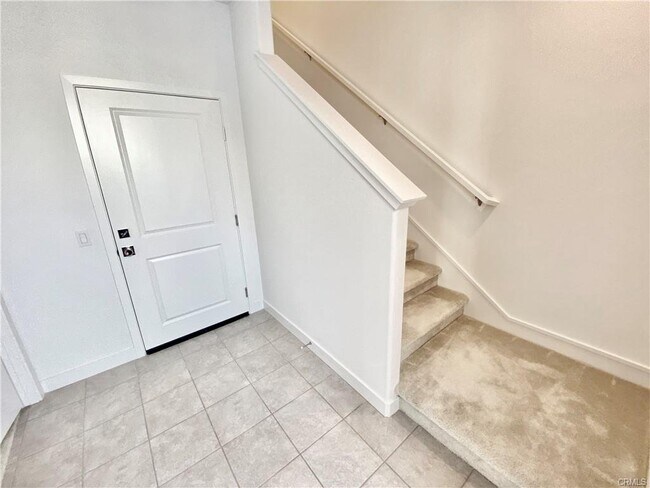 Building Photo - 425 Palermo, Lake Forest, CA 92630 - 3 BR ...