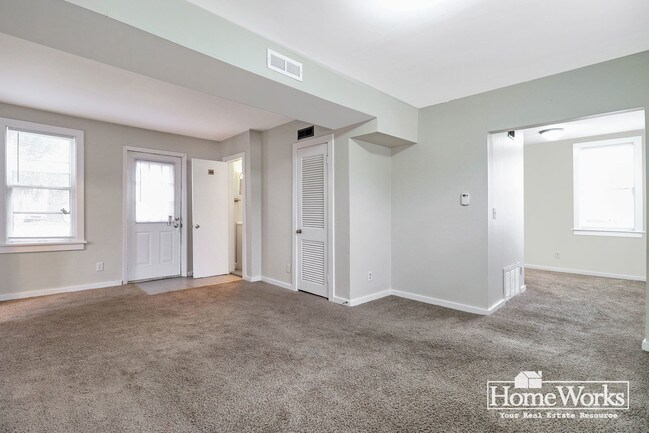 Foto del edificio - 314 W Battell St