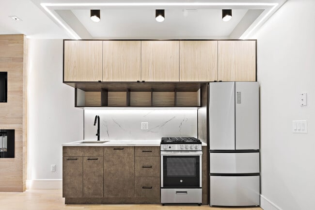 Foto del edificio - 542 Newark Ave