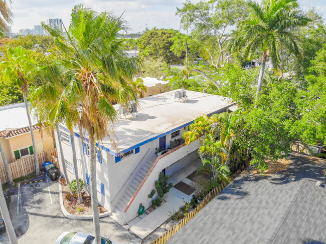 Foto del edificio - 1505 NE 5th Ct