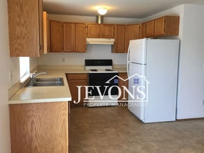 Building Photo - 1819 S 12th Ave