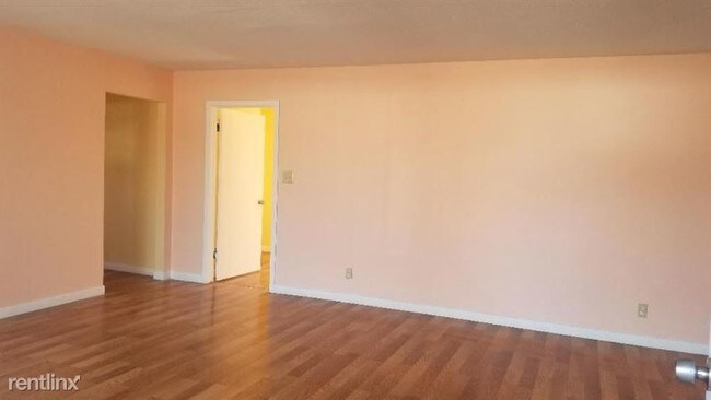 Building Photo - 3 br, 2 bath House - 7826 Bruton Rd