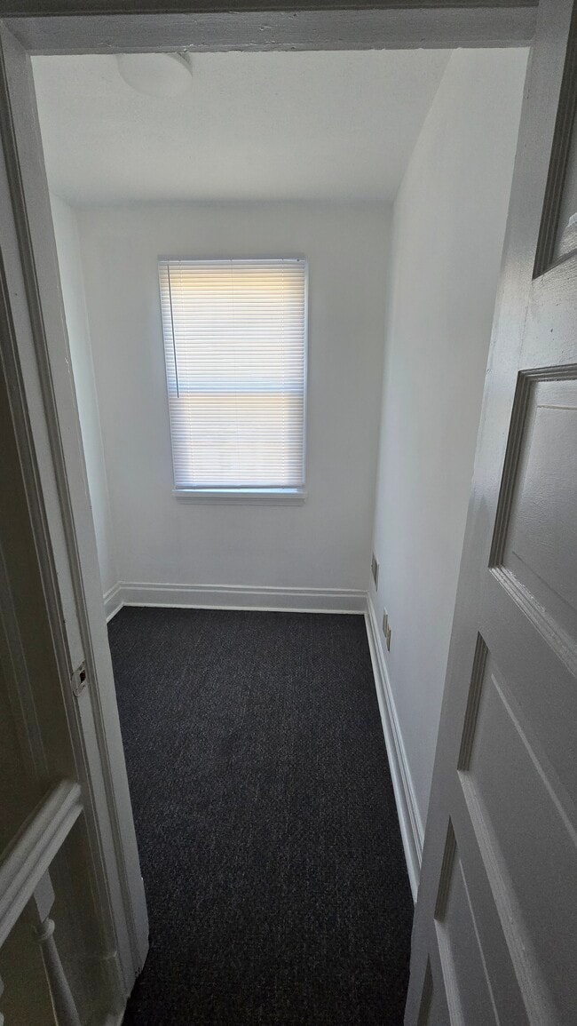 Bonus Room/Office - 776 Melbourne St