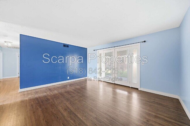Building Photo - 2820 S Hudson Ave