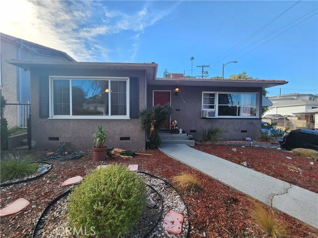 Building Photo - 2587 Lombardy Blvd