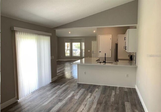 Foto del edificio - 118 Pine Rustle Ln
