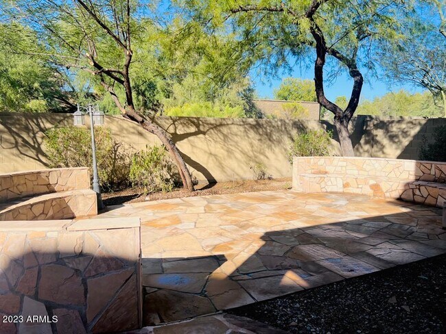 Building Photo - 3740 W Medinah Way