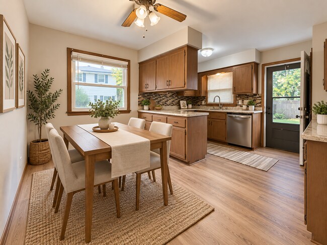 Foto del edificio - 6021 N 109th St