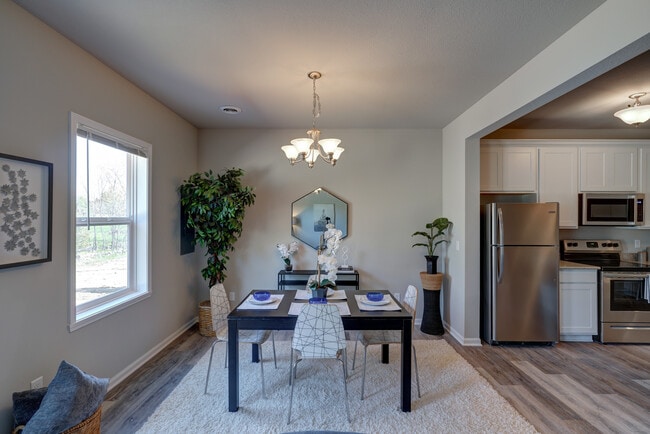 Building Photo - 639 McKay Way