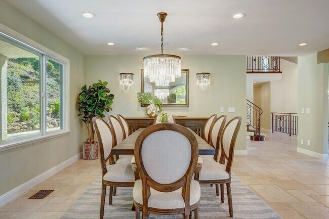 Foto del edificio - 15965 Shannon Rd