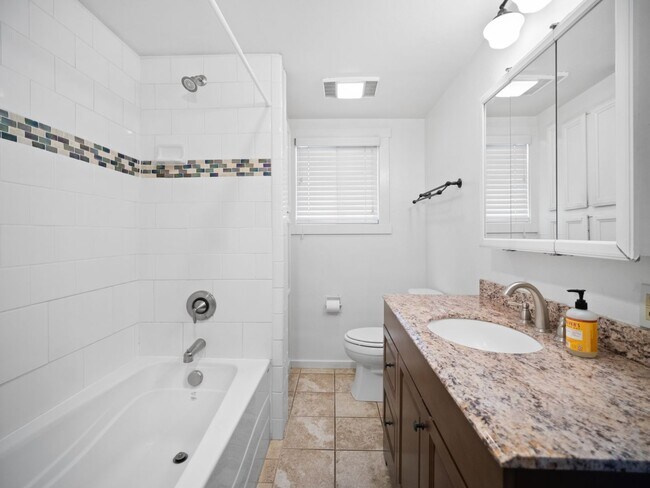 Foto del edificio - 4 Bed, 2 Bath Long Term Rental in GU District