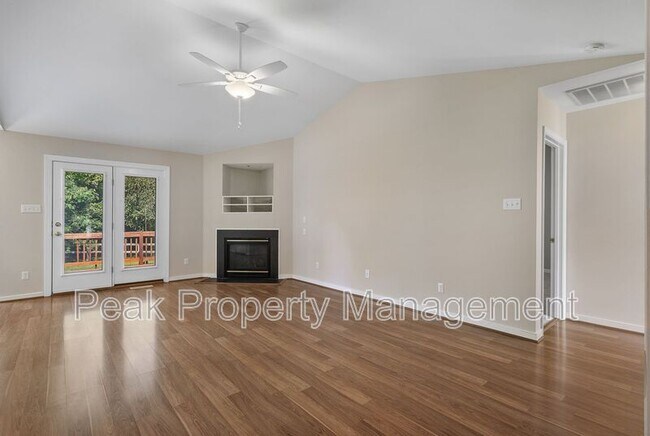 Building Photo - 7506 Blue Cedar Dr