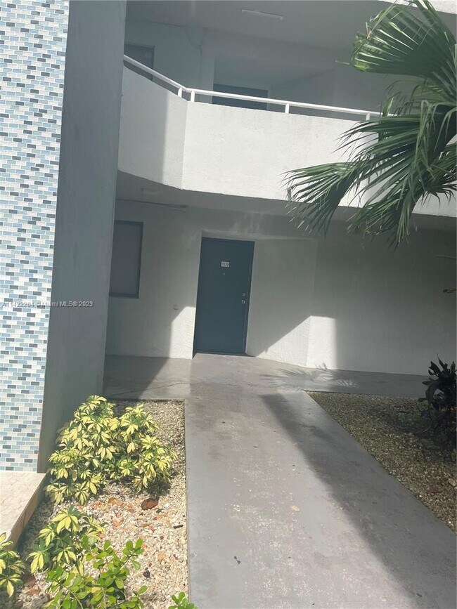 Building Photo - 8275 SW 152nd Ave