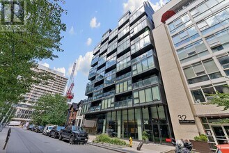 Building Photo - 38 Stewart St