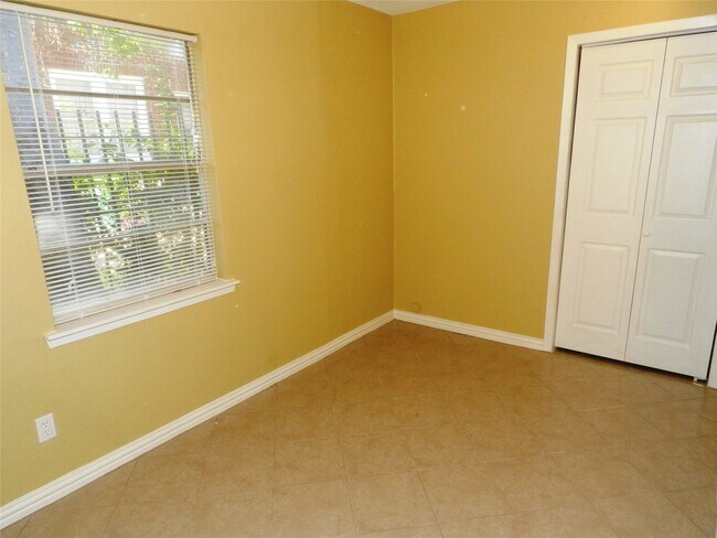 Foto del edificio - 2216 Truxillo St