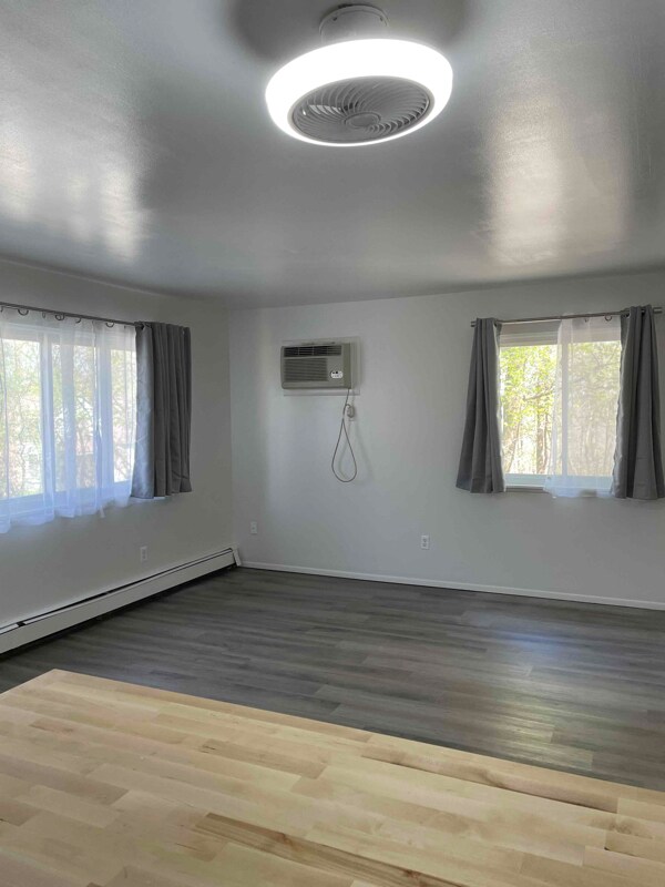 5 Lasalle St Unit 106, Battle Creek, MI 49015 Room for Rent in Battle