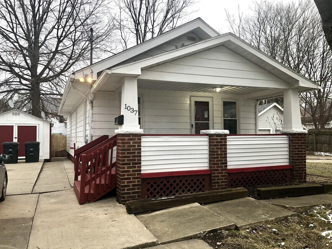 1037 Dayton St, Akron, OH 44310 House Rental in Akron, OH