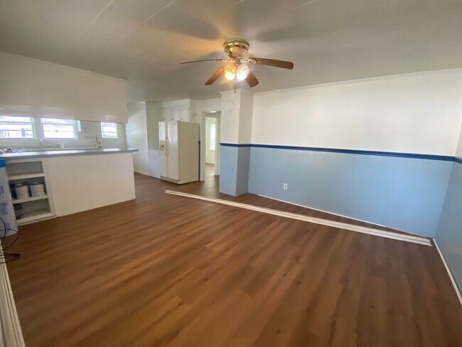 Foto del edificio - 2811 Sand Dunes Dr