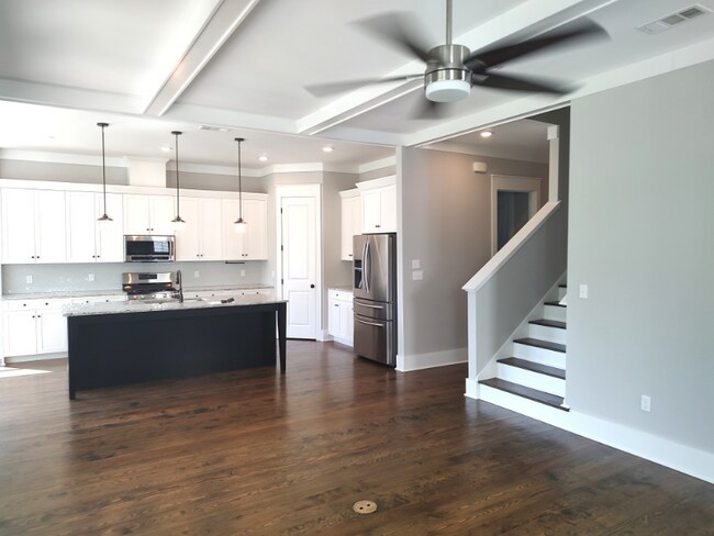 Building Photo - 3553 Esplanade Way