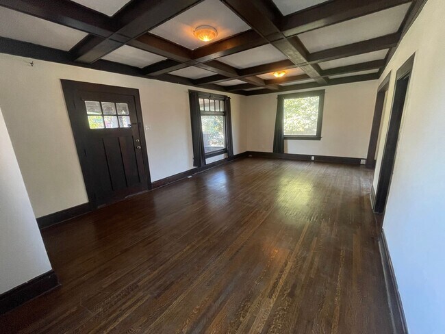 Foto del edificio - 1030 W Spofford Ave