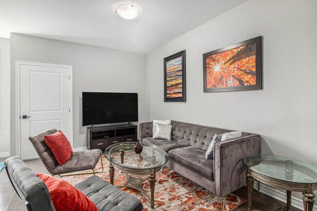 Photo du bâtiment - 132 Eric Maloney Way