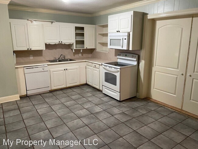 Building Photo - 4 br, 1 bath House - 9438 Normandie Drive