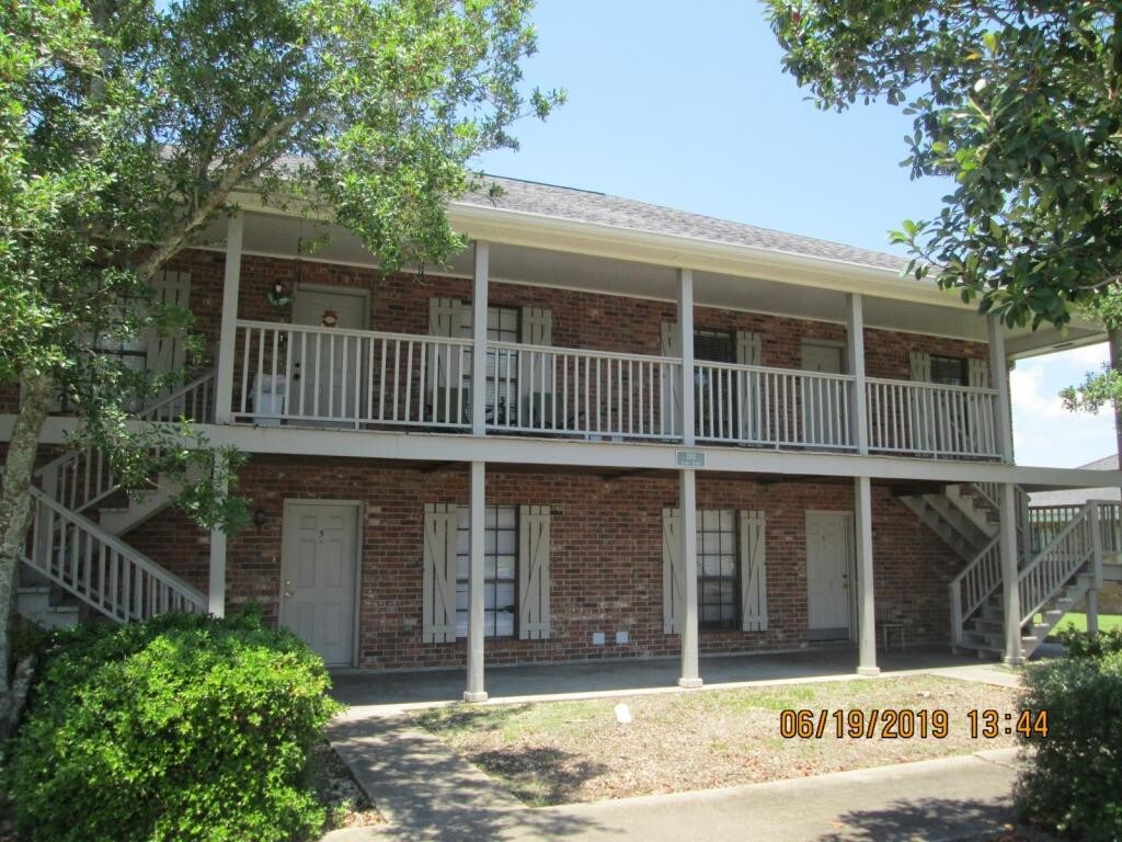 Primary Photo - 202 Gloria St.