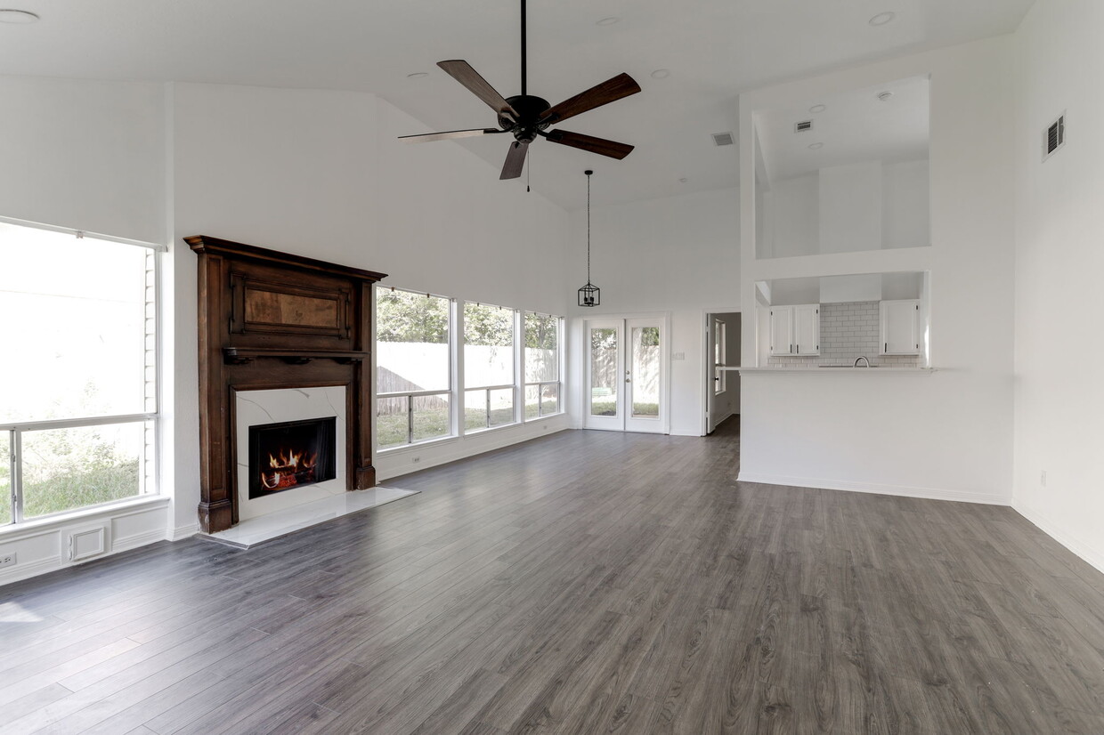 Living Room - 18326 Autumn Trails Ln